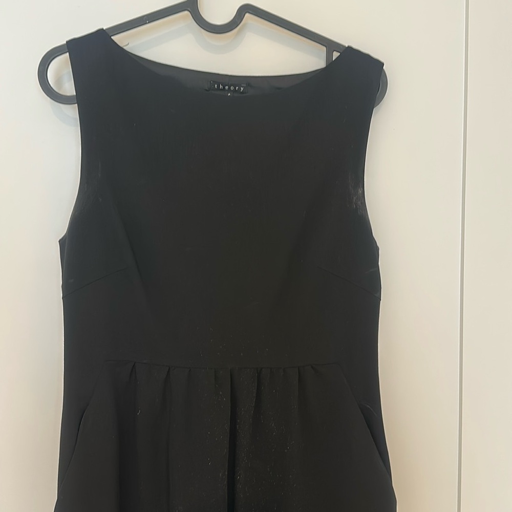 Elegant Black Sleeveless Dress